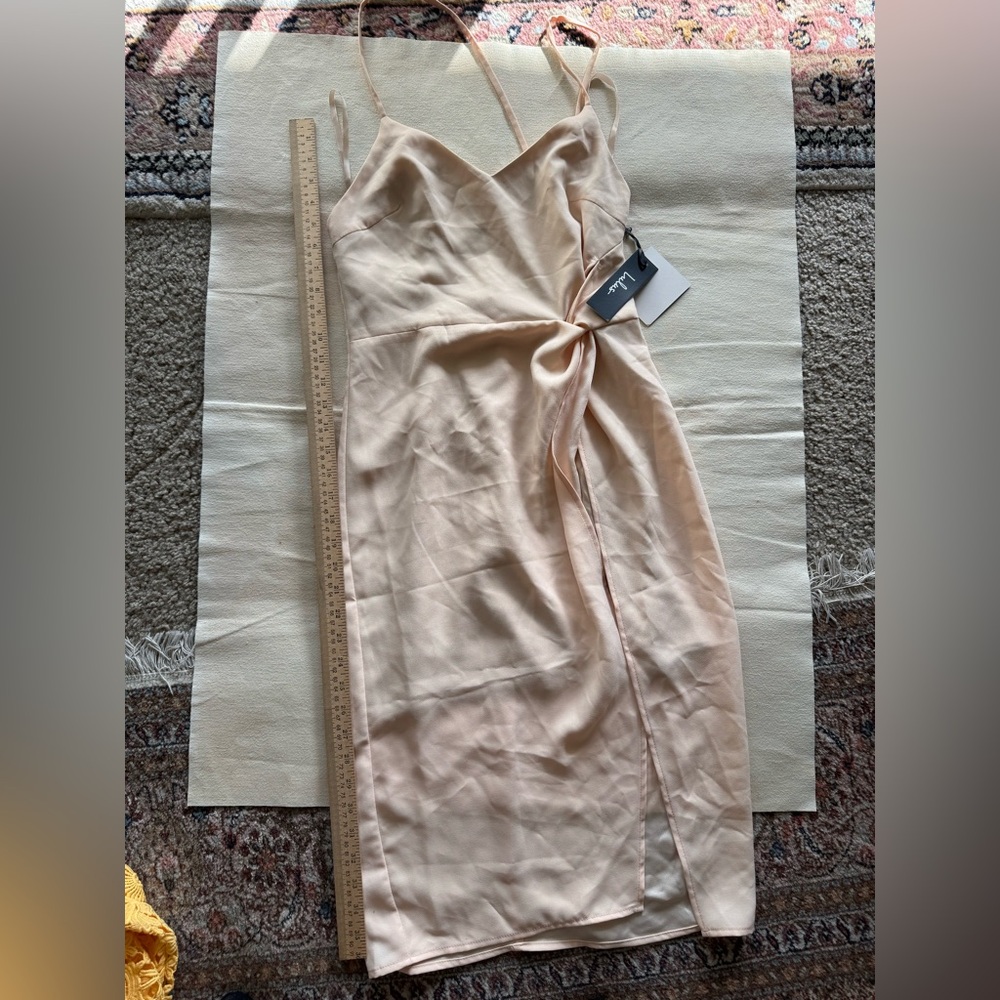 NWT Lulus Beige Dress Women’s size Small Midi style - Picture 15 of 16